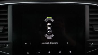 Renault Megane ICONIC E-TECH