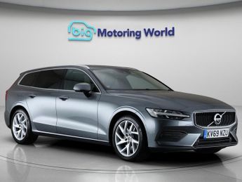 Volvo V60 T5 MOMENTUM PLUS
