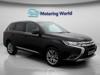 Mitsubishi Outlander DI-D 3