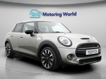MINI Hatch COOPER S EXCLUSIVE