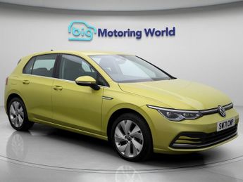 Volkswagen Golf STYLE ETSI DSG