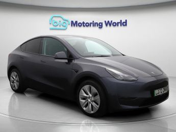 Tesla Model Y LONG RANGE AWD