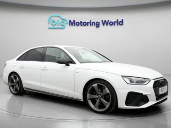 Audi A4 TFSI S LINE BLACK EDITION