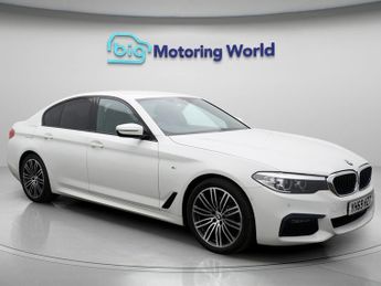 BMW 520 520D M SPORT