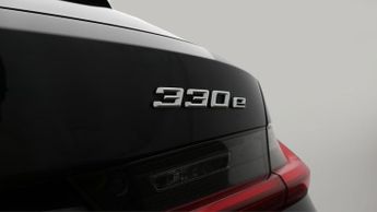 BMW 3 Series 330E M SPORT