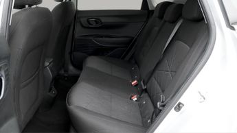 Hyundai BAYON T-GDI PREMIUM DCT