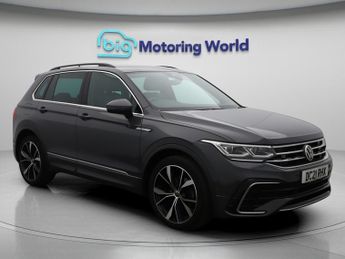 Volkswagen Tiguan R-LINE TSI DSG