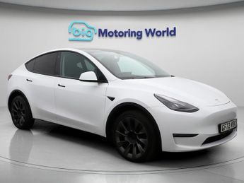 Tesla Model Y LONG RANGE AWD
