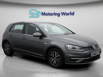 Volkswagen Golf SE NAVIGATION TSI EVO