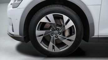 Audi e-tron QUATTRO SPORT