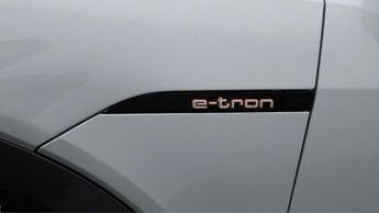 Audi e-tron QUATTRO SPORT