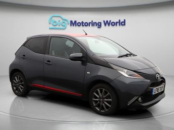 Toyota AYGO VVT-I X-PRESS X-SHIFT