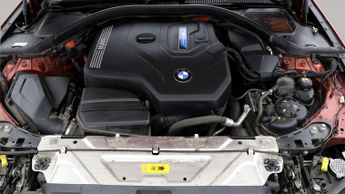 BMW 3 Series 330E M SPORT