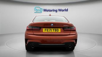 BMW 3 Series 330E M SPORT