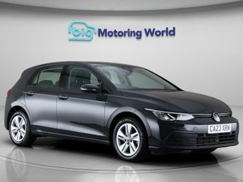 Volkswagen Golf LIFE TSI