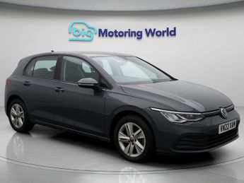 Volkswagen Golf LIFE TSI