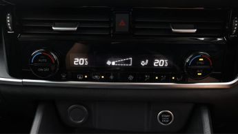 Nissan Qashqai DIG-T ACENTA PREMIUM
