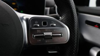 Mercedes-Benz CLA CLA 180 AMG LINE