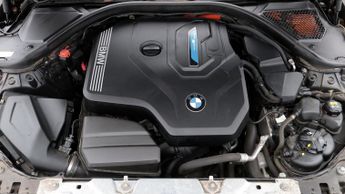 BMW 3 Series 330E M SPORT