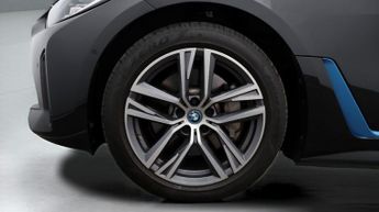 BMW i4 EDRIVE40 SPORT