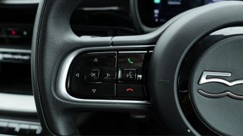 Fiat 500e ACTION