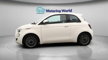 Fiat 500e ACTION