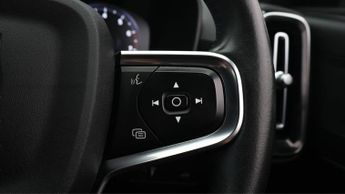 Volvo XC40 B4 INSCRIPTION PRO