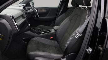 Volvo C40 RECHARGE PRO TWIN AWD