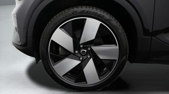 Volvo C40 RECHARGE PRO TWIN AWD