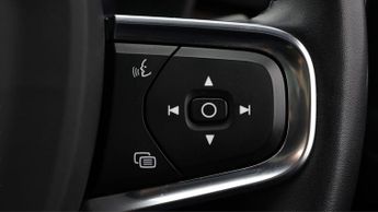 Volvo C40 RECHARGE PRO TWIN AWD