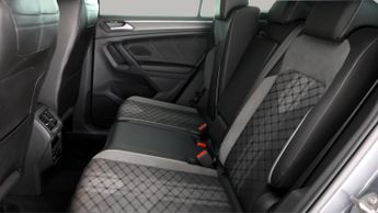 Volkswagen Tiguan R-LINE TSI DSG