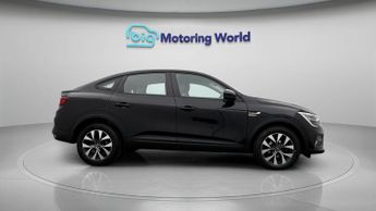 Renault Arkana ICONIC TCE EDC