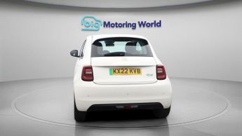 Fiat 500e ACTION