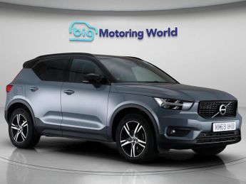 Volvo XC40 T3 R-DESIGN