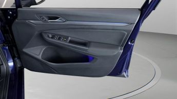 Volkswagen Golf STYLE TDI DSG