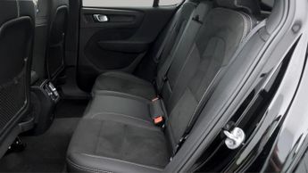 Volvo C40 RECHARGE PRO TWIN AWD