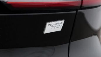 Volvo C40 RECHARGE PRO TWIN AWD