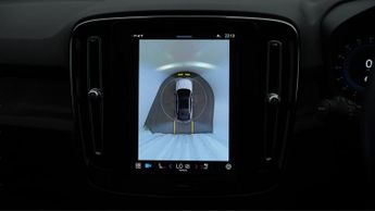 Volvo C40 RECHARGE PRO TWIN AWD