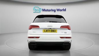Audi Q5 TFSI E S LINE QUATTRO