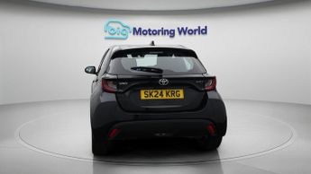 Toyota Yaris ICON