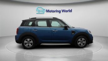 MINI Countryman COOPER CLASSIC