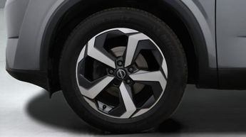 Nissan Qashqai DIG-T N-CONNECTA