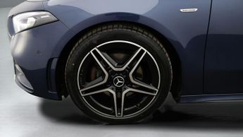 Mercedes-Benz A Class A 180 AMG LINE EDITION EXECUTIVE