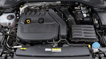 Volkswagen Golf R-LINE ETSI DSG