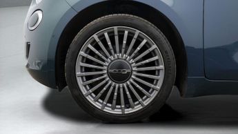 Fiat 500e LA PRIMA