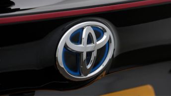 Toyota Yaris DYNAMIC