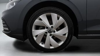 Volkswagen Golf STYLE TDI DSG