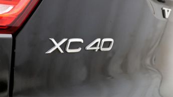 Volvo XC40 T4 INSCRIPTION PRO