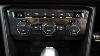 Volkswagen Tiguan R-LINE TECH TDI DSG
