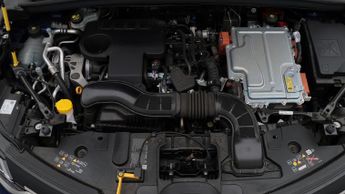 Renault Captur TECHNO E-TECH